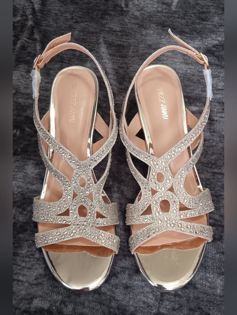 PIZZ ANNU Gold Rhinestone Strappy Open Toe Ankle Strap Heel/Shoes Women 8.5